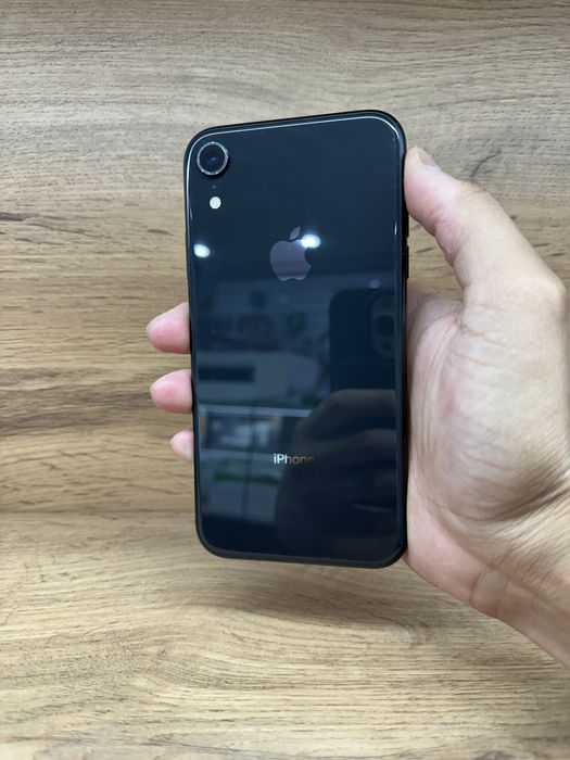 Продам Iphone XR