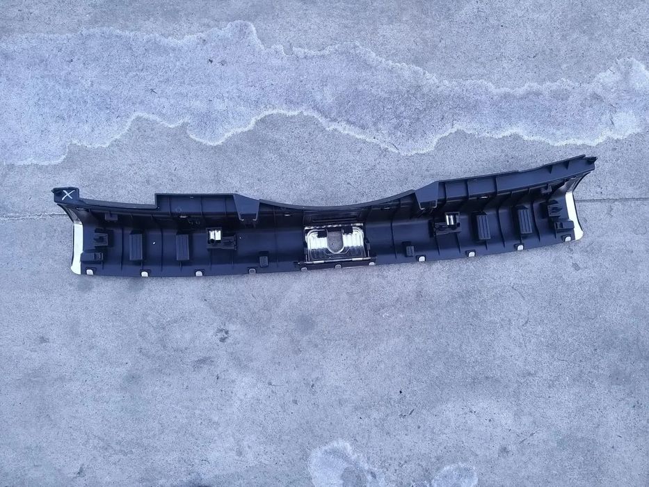 Ornament haion audi a4 b9 8w avant 8w9864513