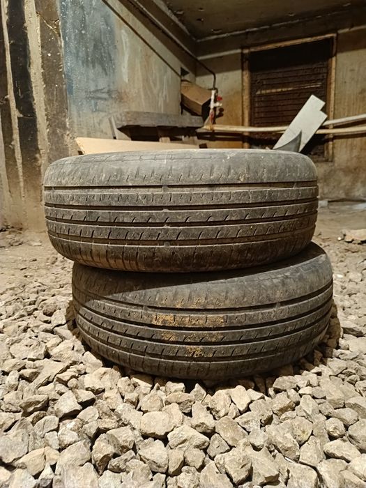 Шины б/у  215/60/16 летние