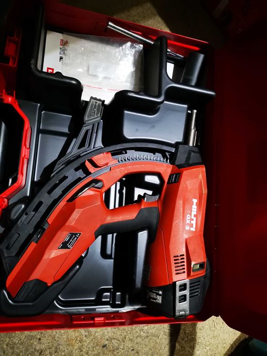 Продавам Пушка Хилти