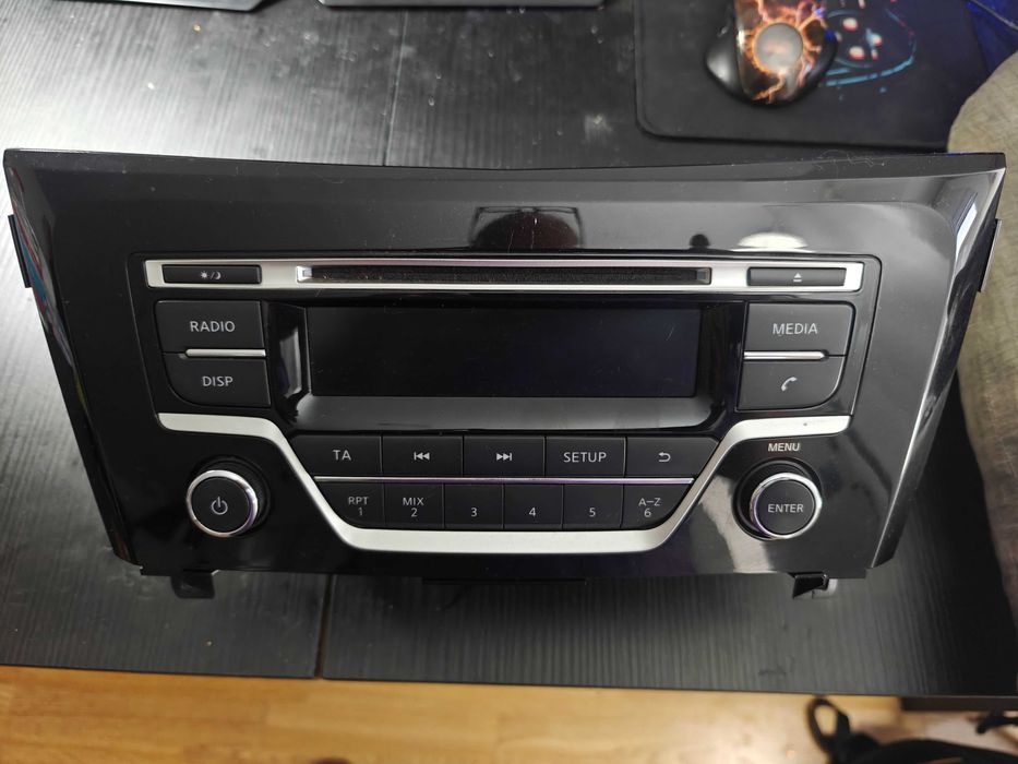 【中古】 Radiokvm / Issrar RNS 300 Navigatie CD mp3 Player radio Volkswagen Blaupunkt