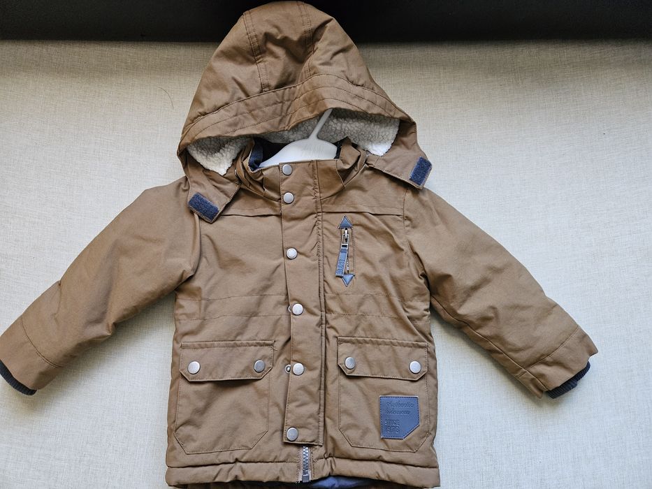 Якета размер 86. Едното е подарък