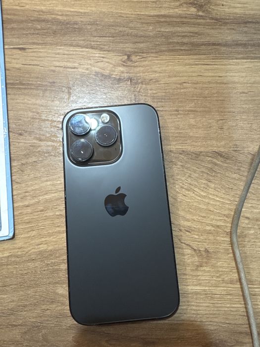 Ipxone 14 Pro. 128GB.