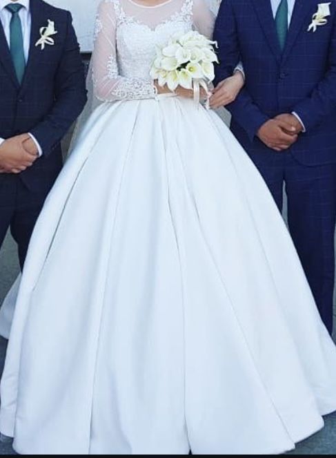 Свадебное платье