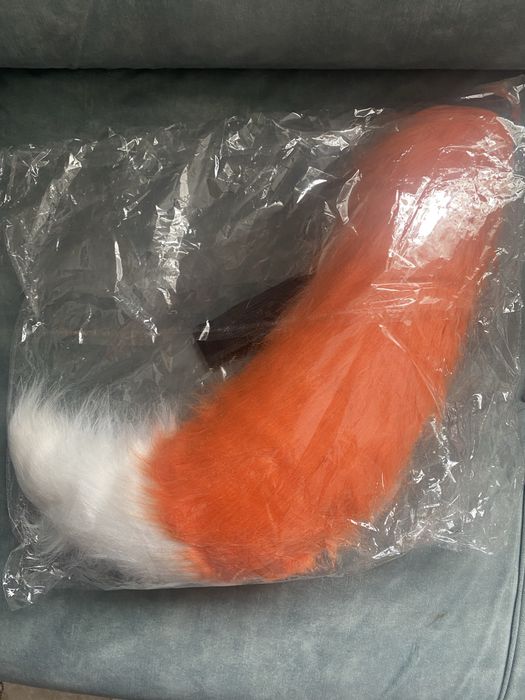 Латексная маска Лис с хвостом