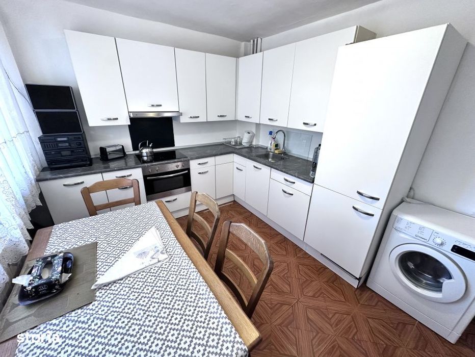 Apartament De Inchiriat I Cetate I Etaj 1 I 2 Bai I Mobilat Complet I