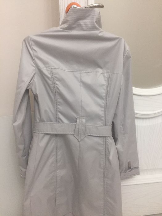 Женские плащи