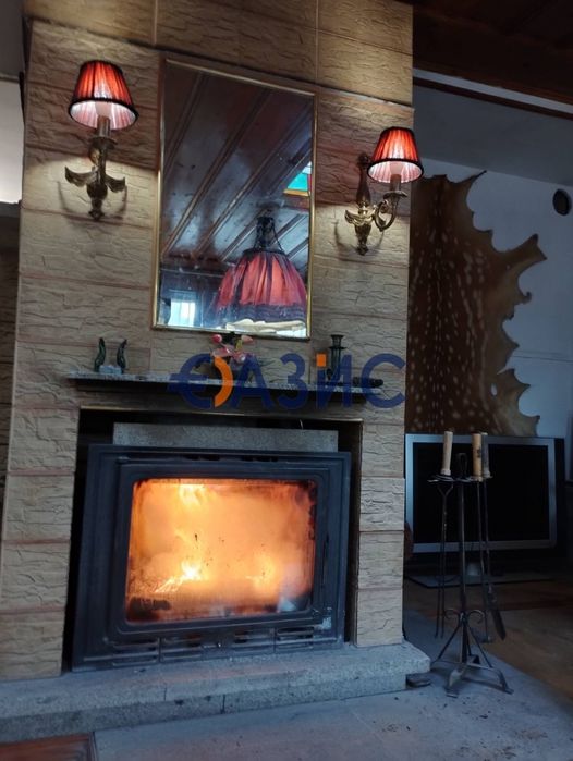 Четириетажна къща в Черноморец на 200 м от плажа, България, 520 кв.,