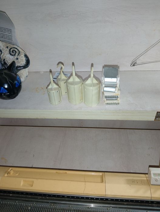 Продам машинку для вязания