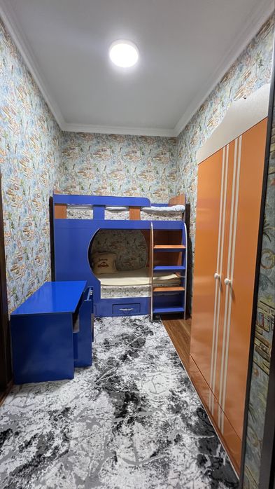 Квартира сотилади 2- этаж 3 хона 66,4 кв Евро ремонт сотилади.