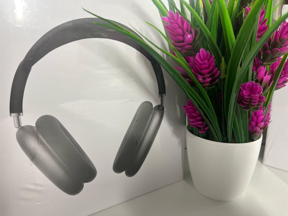 Продам Airpods max