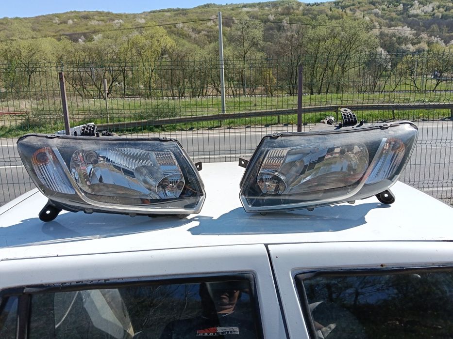 Far faruri fără Led originale pentru Dacia Logan 2