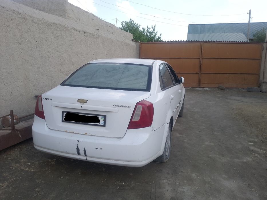 Lasetti 1.8 chevrolet