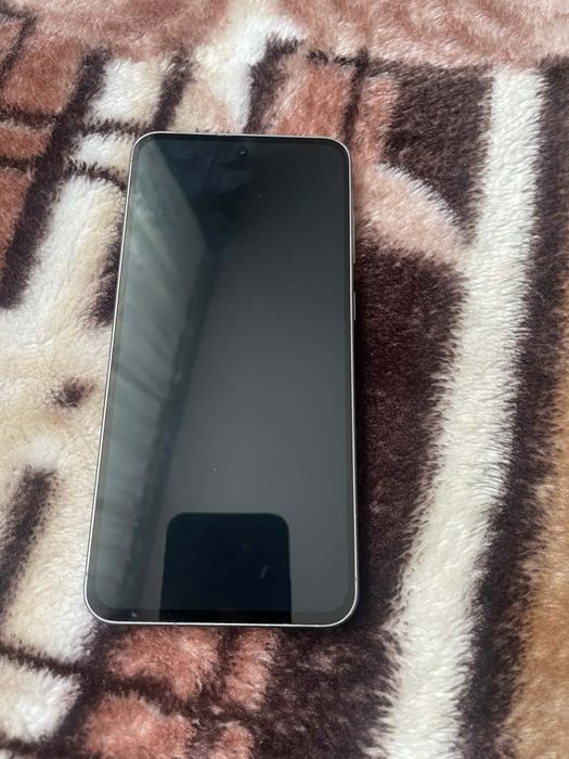 Vând Samsung Galaxy A56 5G 256gb  6gb ram