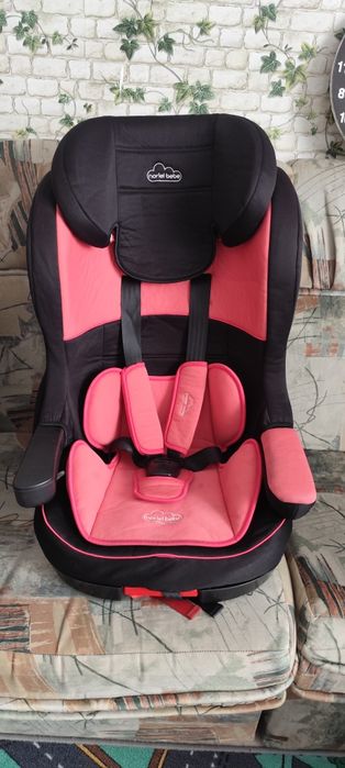 Scaun de mașină pentru copii de la Noriel