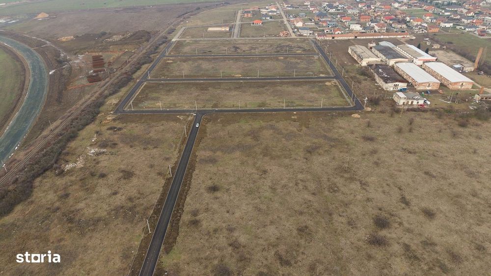 Teren intravilan de 606 mp în Vladimirescu