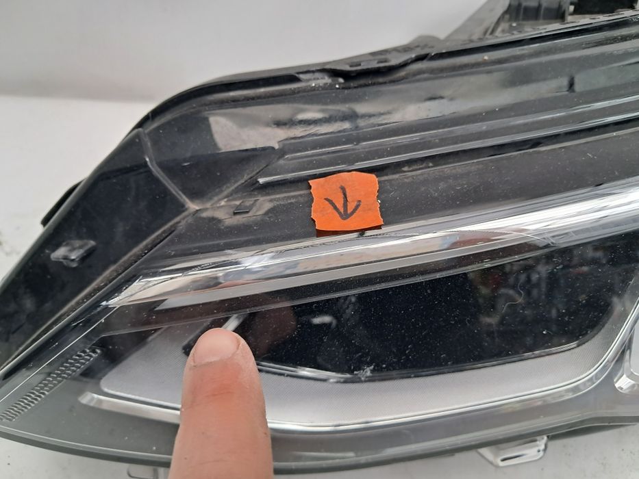 Фар Vw Golf 8 лав