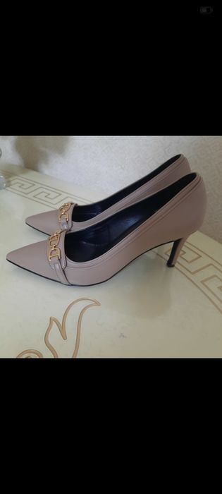 Продам туфли Новые 40р