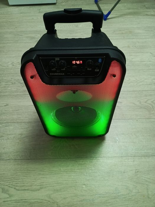 Продам музыкальную колонку