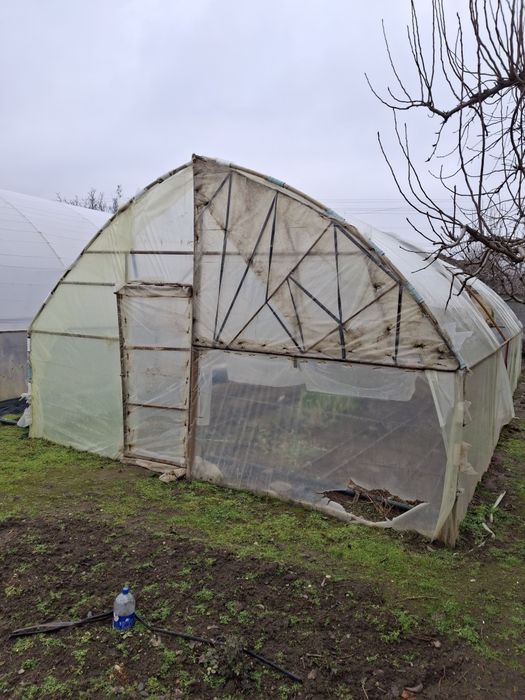 Vând solar în Slaveni