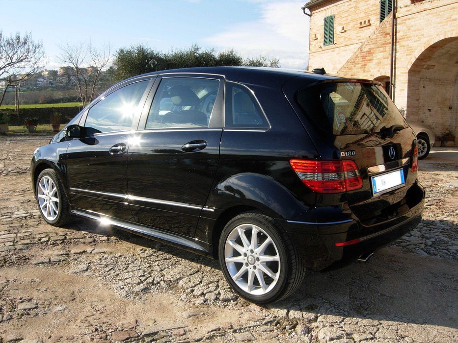 dezmembrari-Dezmembrez Mercedes B-Class B180 CDI 2010