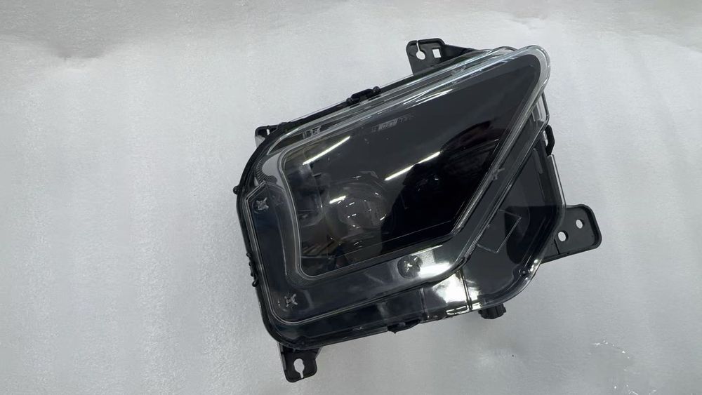 Фара правая Changan Uni-T