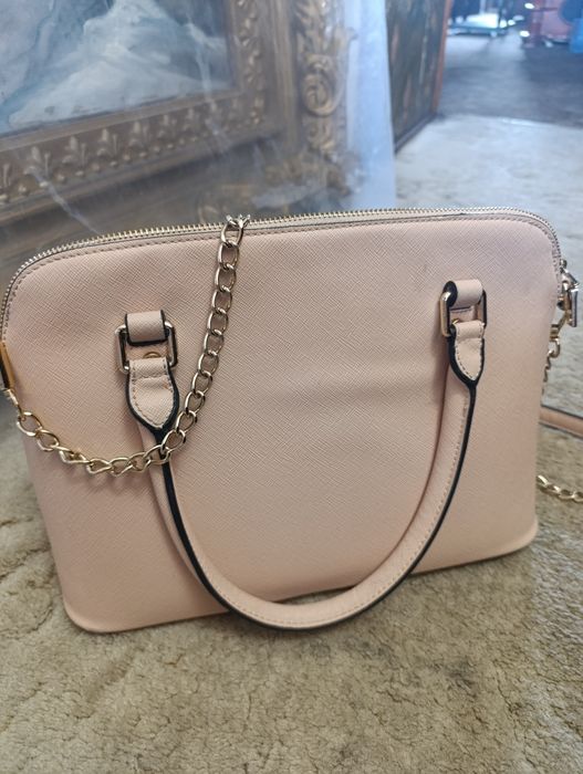 Сумка розового цвета