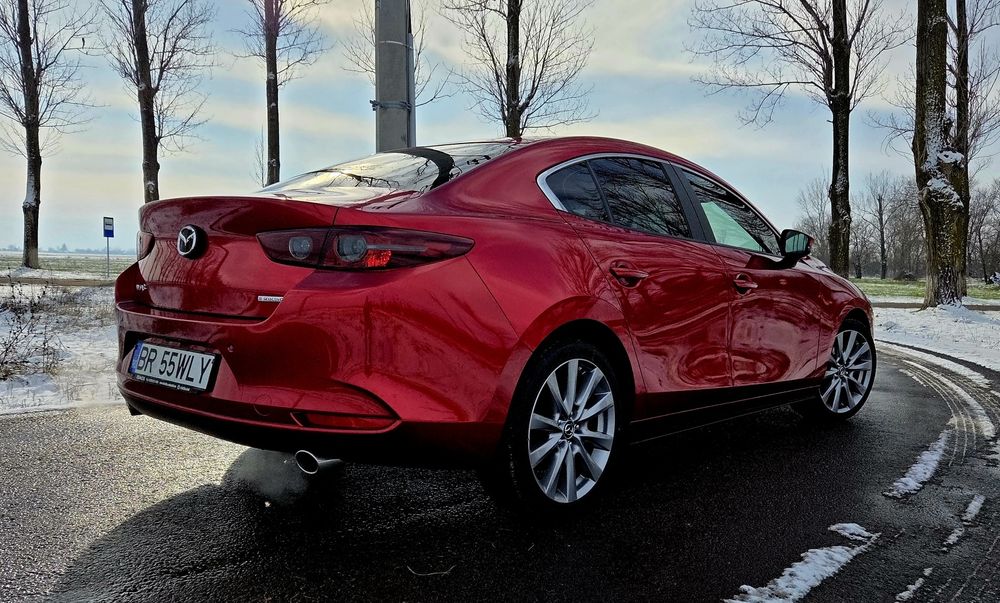 Mazda 3 Sedan AT