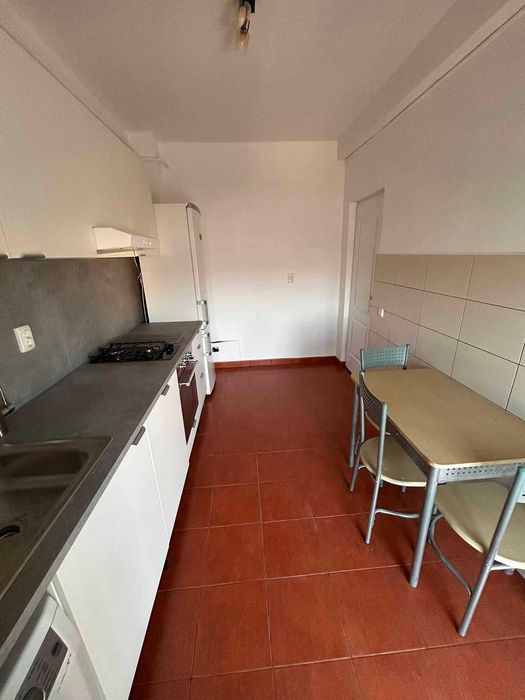 De Inchiriat apartament 2 camere decomandate + balcon + parcare  - Iris, Str. Silvaniei