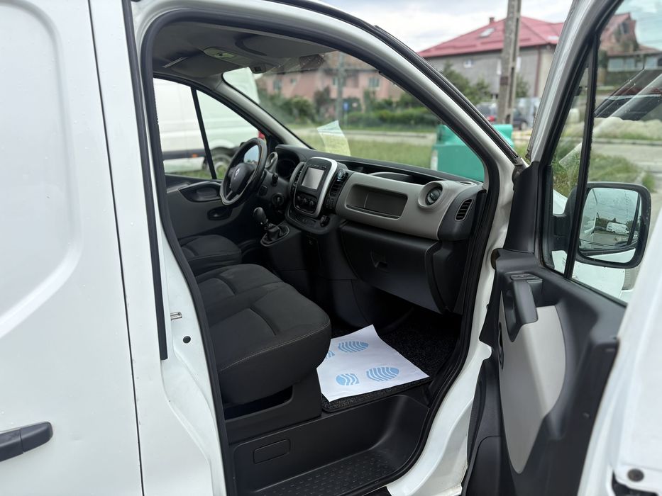 Renault trafic 1.6 dci 2017 recent adusa in tara