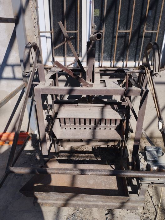 Шлакаблок  аппарат