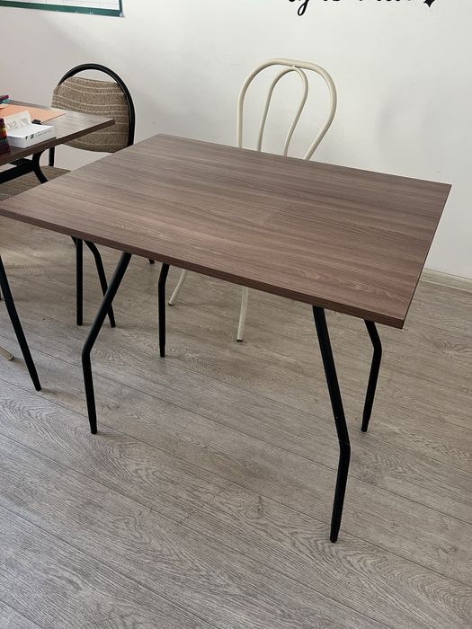 Стол для офиса и дома