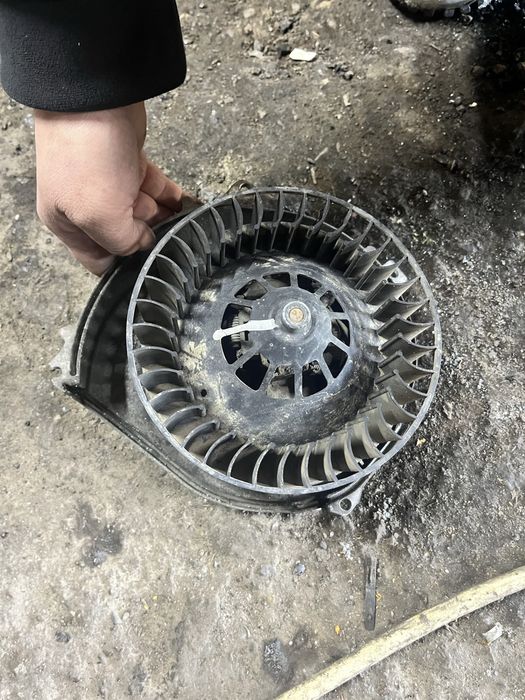 Комутатор на мерседес 140