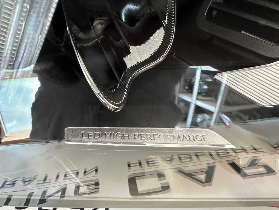 Фар фарове десен Mercedes GLE W167 far farove Мерцедес ГЛЕ 167 Led