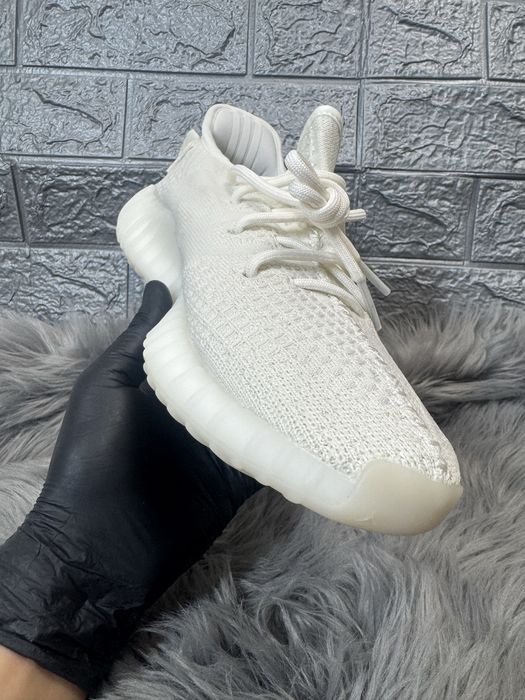 Yeezy 350 v2 Bone Pk Premium