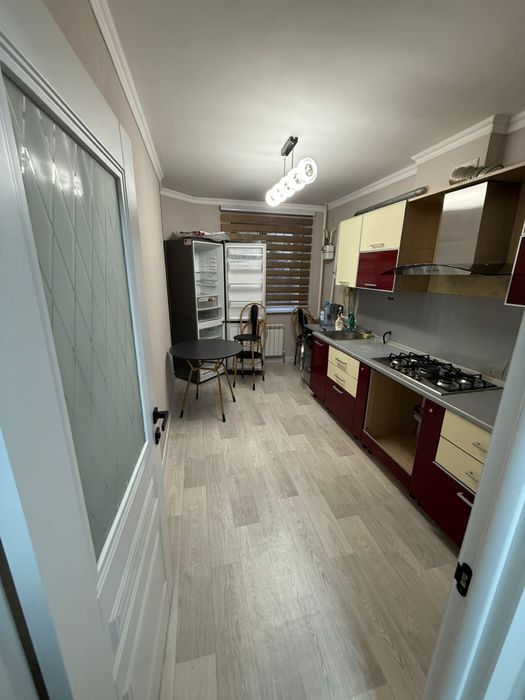 Сдаётся квартира 3х комнатная