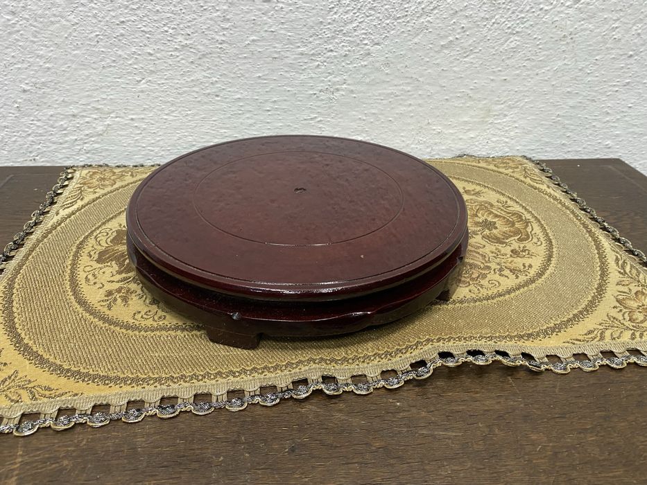 Въртяща подложка за ваза – Китай