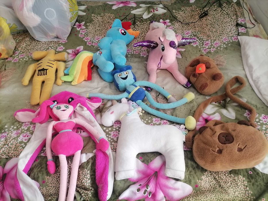 Пакет игрушек за 1500 тг