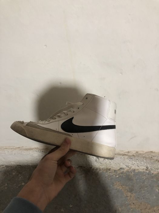 Найк Блейзыр белый