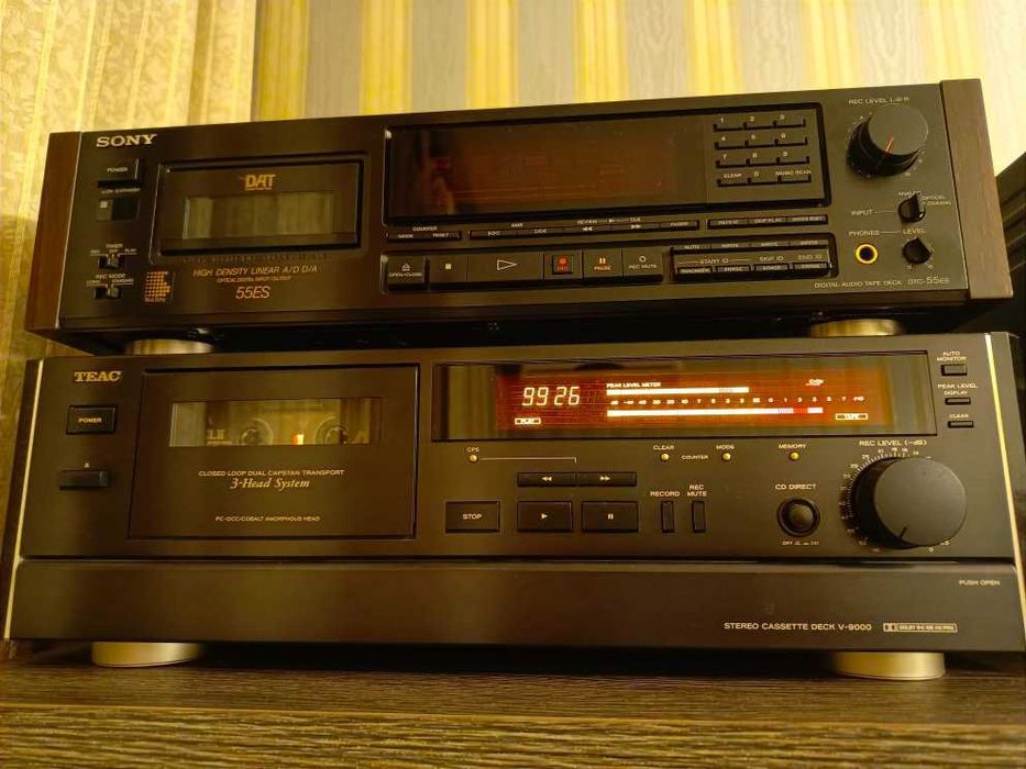 Кассетная приставка Teac V-9000