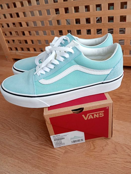 Vans off The Wall Teniși Adidas Yeezy Boost Ultra Nike Balenciaga Bape