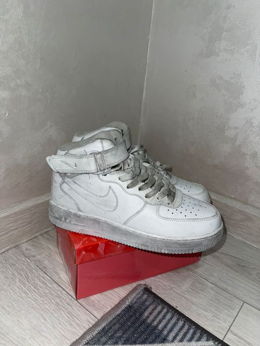 Продается кроссовки