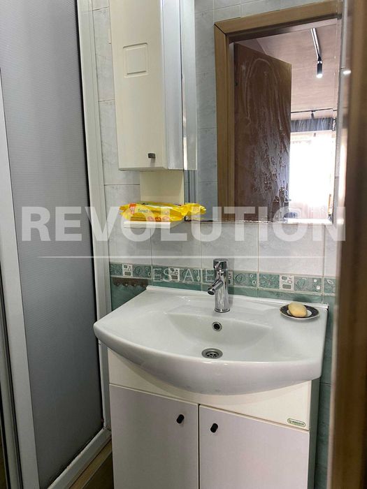 Дава се под наем Двустаен апартамент в Варна, Бриз - 60 кв.м за 400 € - Снимка #12