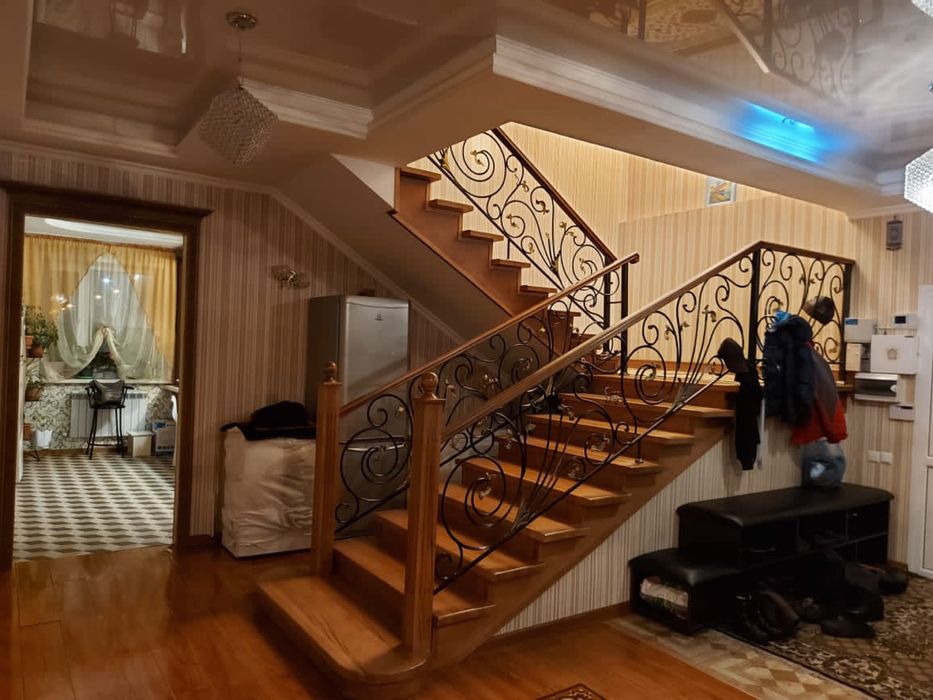 Сдам 3-х уровневый дом