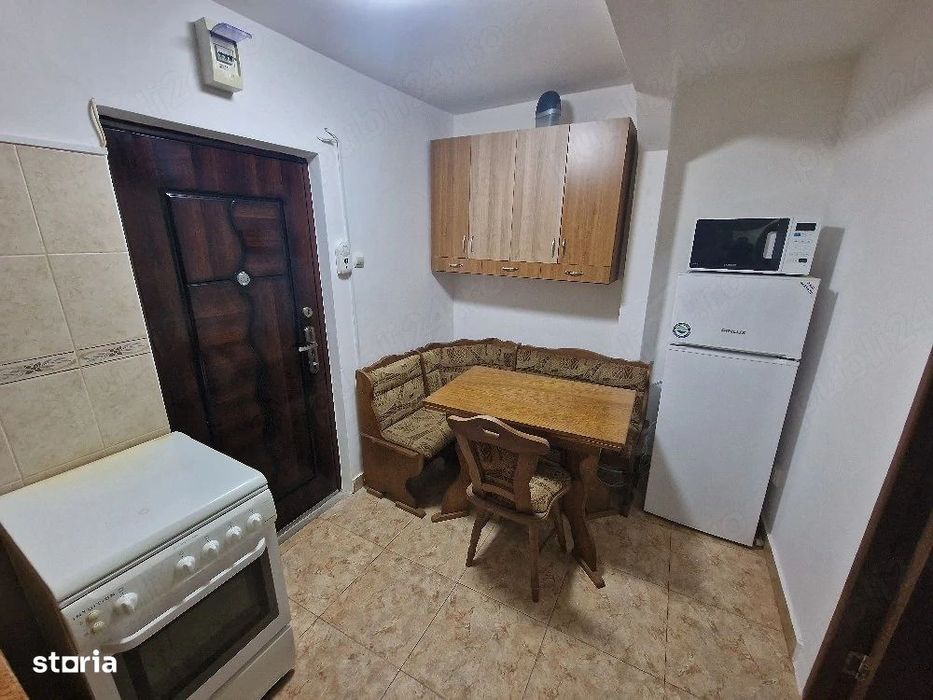 Apartament 1 camera, zona Buziasului - AEM