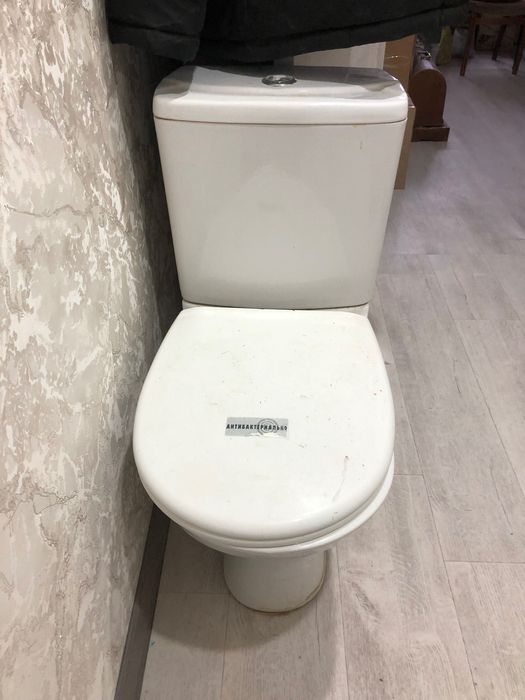 Унитаз б/у в хорошем состоянии