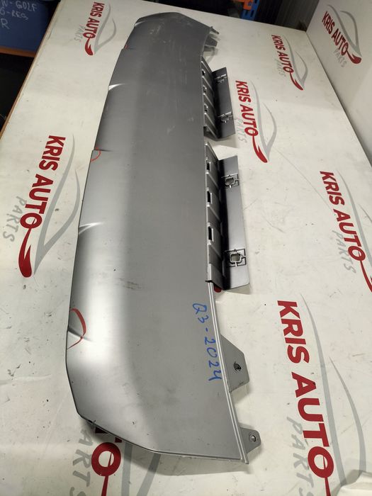 Лайсна - добавка предна броня Audi Q3 - Ауди Кю3 2024г.