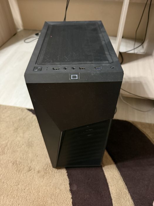 Игровой ПК + монитор + стол