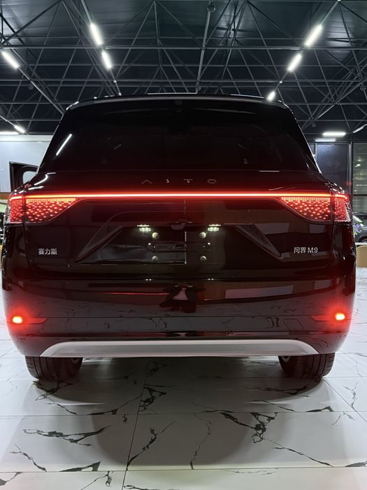 AITO M9 Ultra 52 kWh. 2025