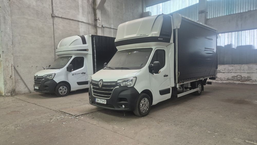 Renault  Master Cu Lift Hidraulic 10 pal 2021  Dețin 2 Buc